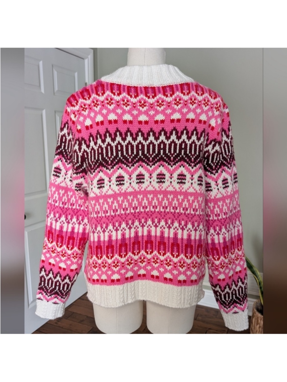 Talbot's Women's Cardigan Sweater Fair Isle Mock Neck
NWT Size XL - Picture 4 of 11